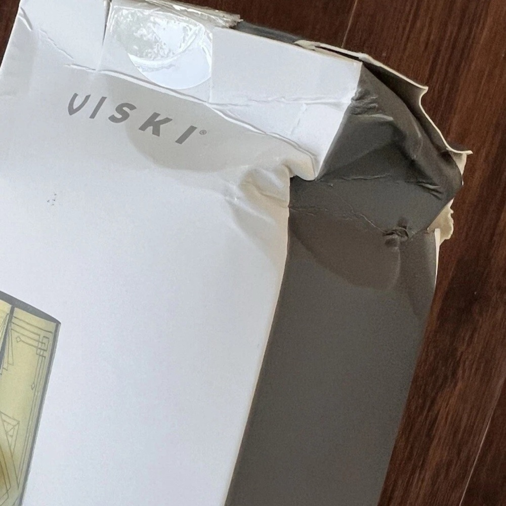 Viski Art Deco Gold Cocktail Shaker 24 oz Etched Stainless Steel NEW -Box Damage - Picture 5 of 9
